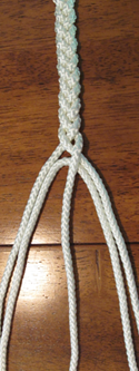 2-strand braid step 1